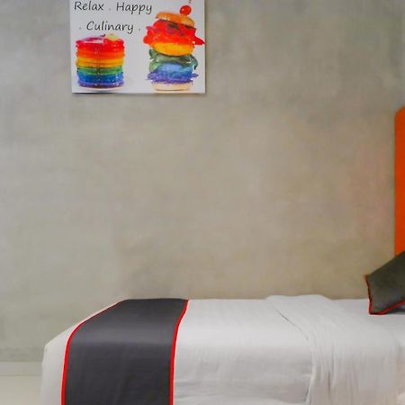 Super Oyo Collection O 31 The Batik Bed And Coffee Bandung Hotell Eksteriør bilde