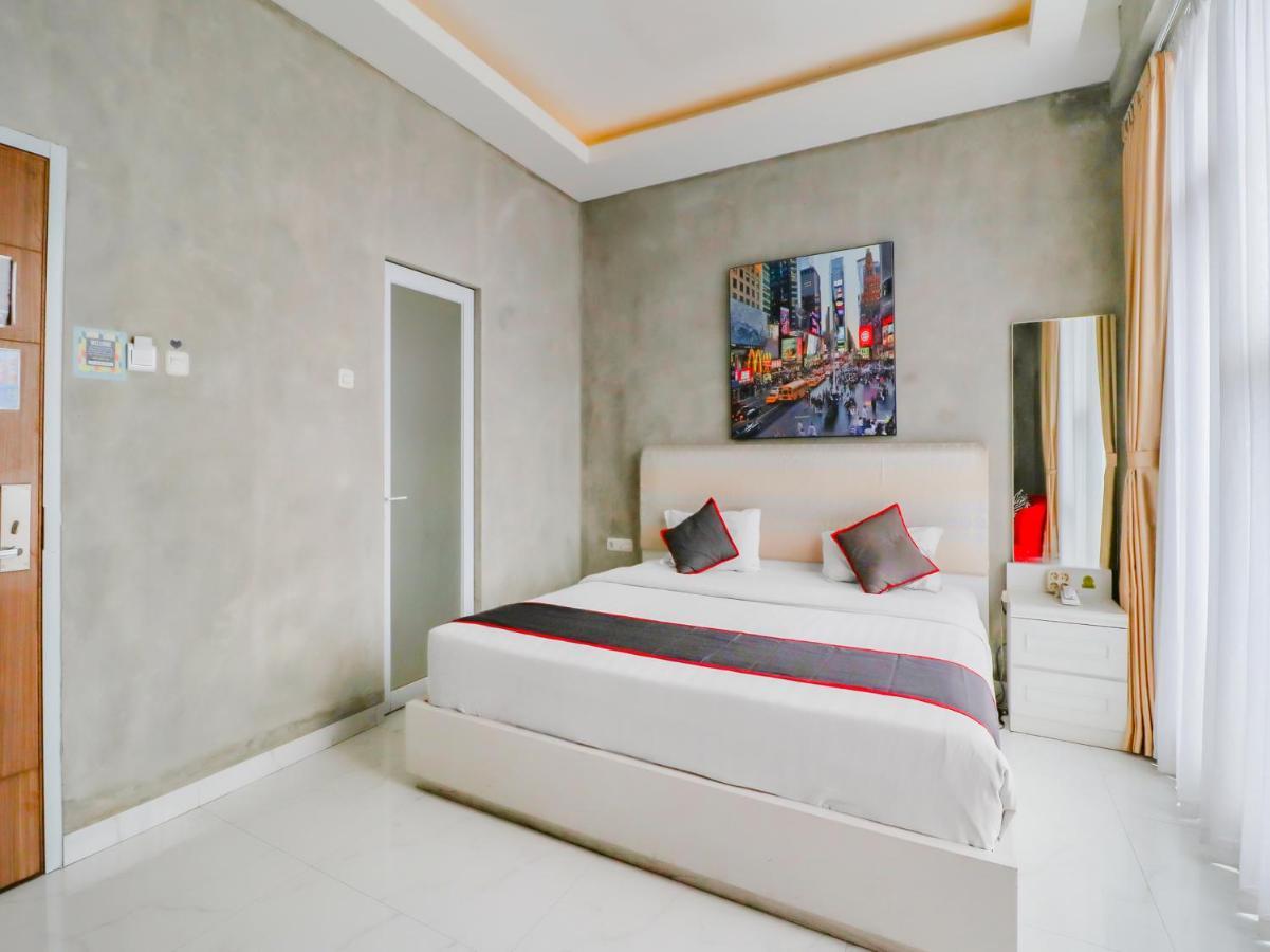 Super Oyo Collection O 31 The Batik Bed And Coffee Bandung Hotell Eksteriør bilde